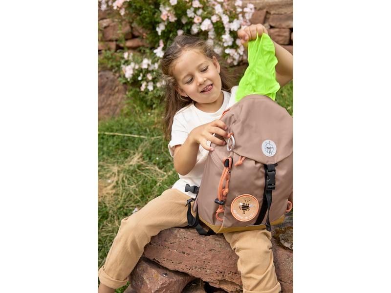 Lässig Rucksack Mini Backpack Outdoor Nature Haselnuss Wasserabweisender Kinderrucksack mit gepolsterten Schultergurten