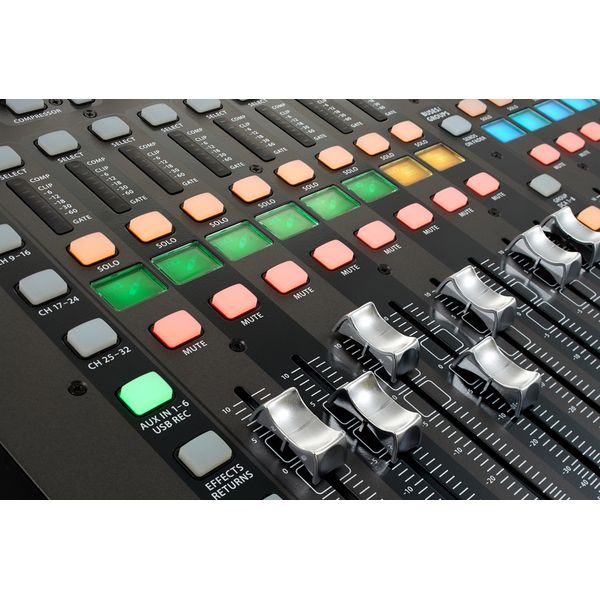 Behringer X32 Compact Hands On Bundle
