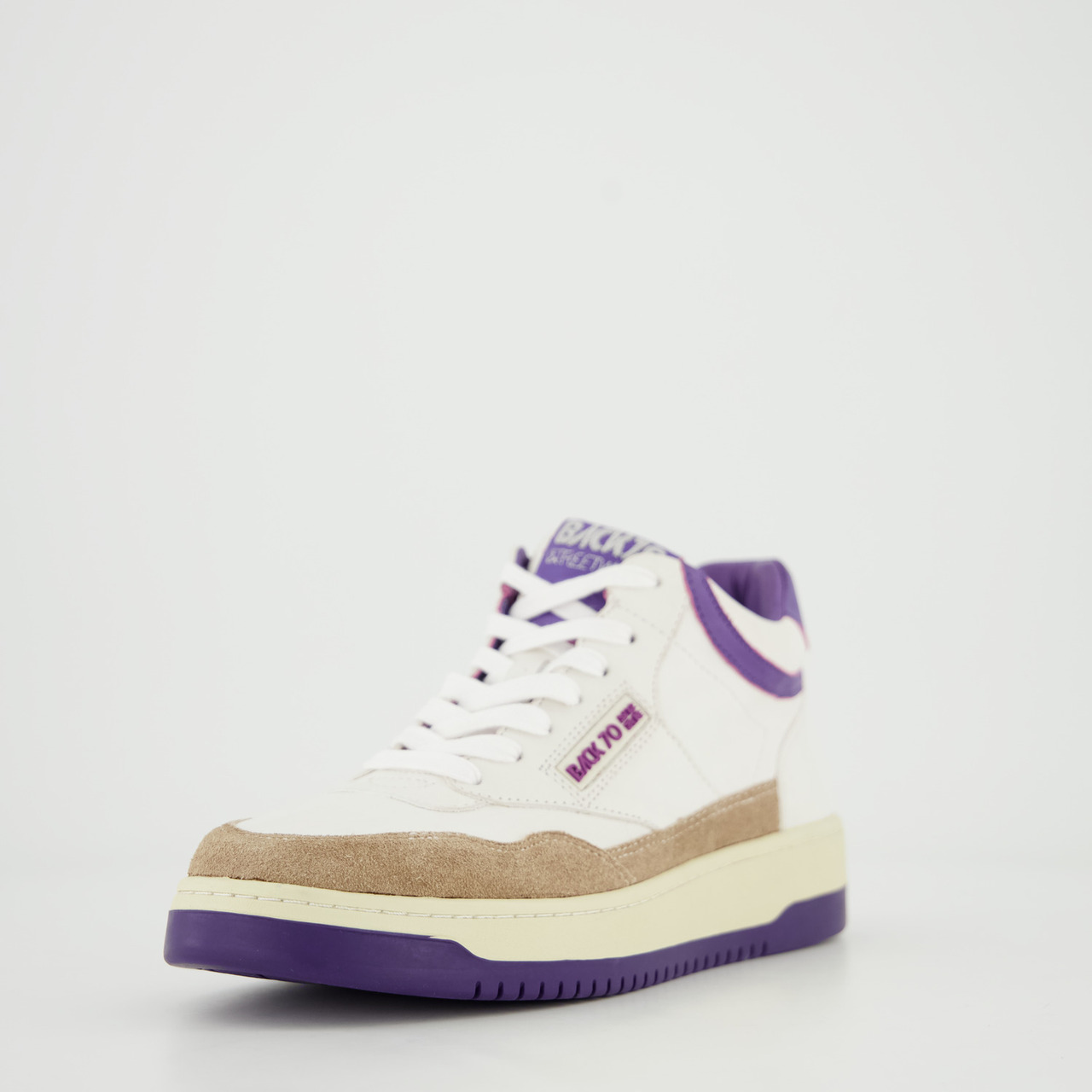 Back 70 Sneaker