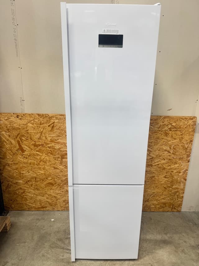 Gram køle/fryseskab KF482064