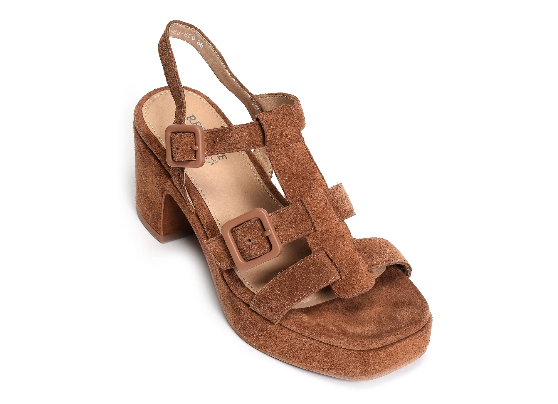 Elis 03 camel