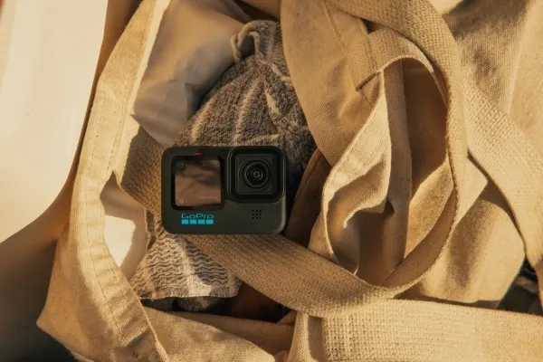 GoPro® | HERO11 Black - Action-kamera - 27 MP - 5.3K / 60 fps - 27 MP - trådløst netværk - undervands op til 10 m - sort