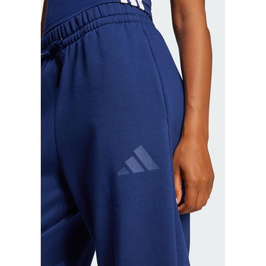 Adidas Pantalon molleton Essentials Contemporary Logo Barrel