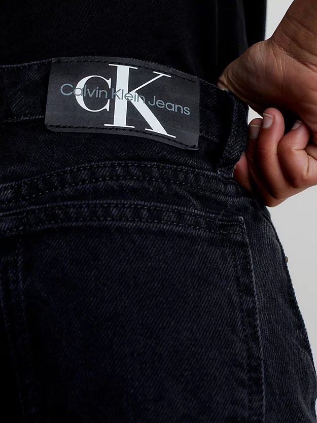 calças jeans de perna larga