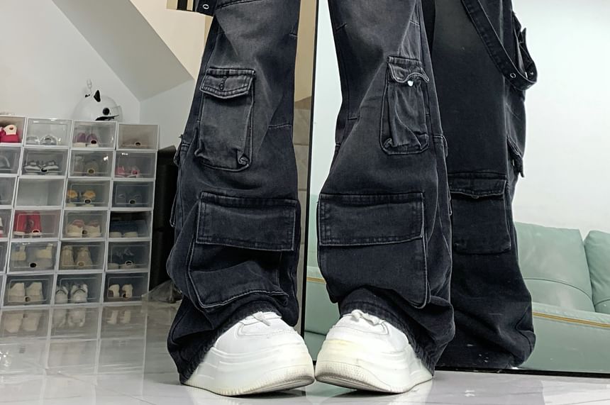 RONIN - Low Rise Washed Wide Leg Cargo Jeans