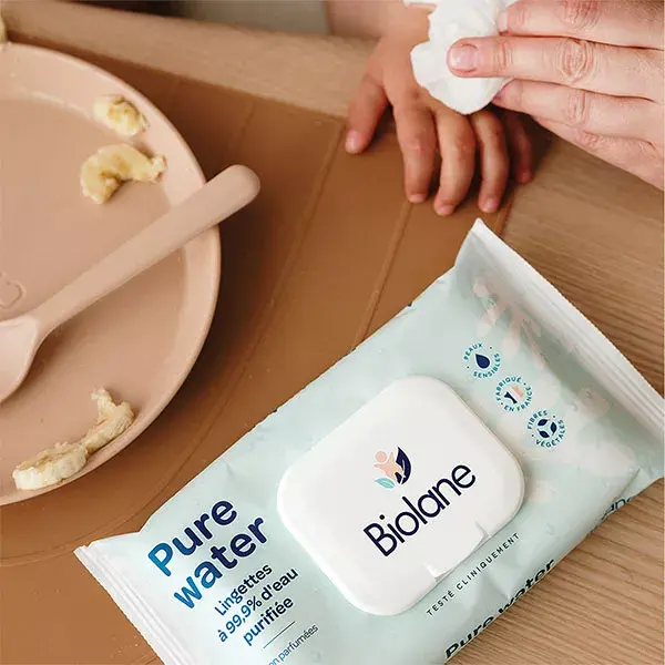 Biolane - Lenços Umedecidos Change Pure Water - 99,9% de Água Purificada - 48 lenços