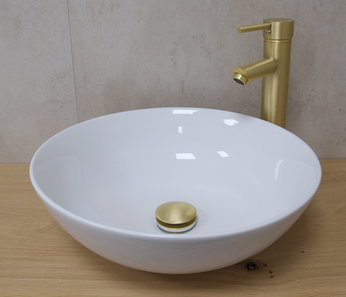 Saniclear Raja wastafel set glans wit met gouden kraan