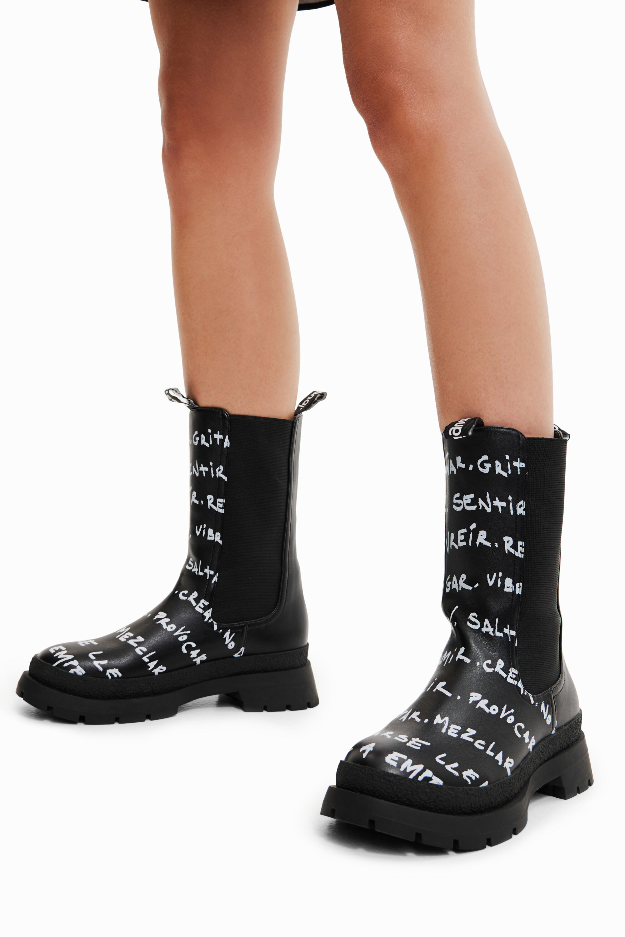 Mensagens de botas Chelsea altas