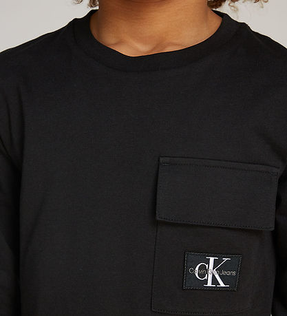 Calvin Klein Bluse - Badge Reg - Ck Black