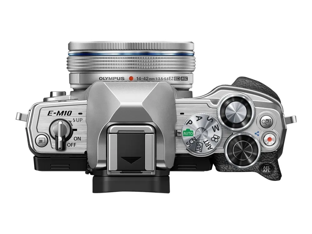 Olympus OM-D E-M10 Mark IV   ED 14-42mm EZ PANCAKE (Silver)