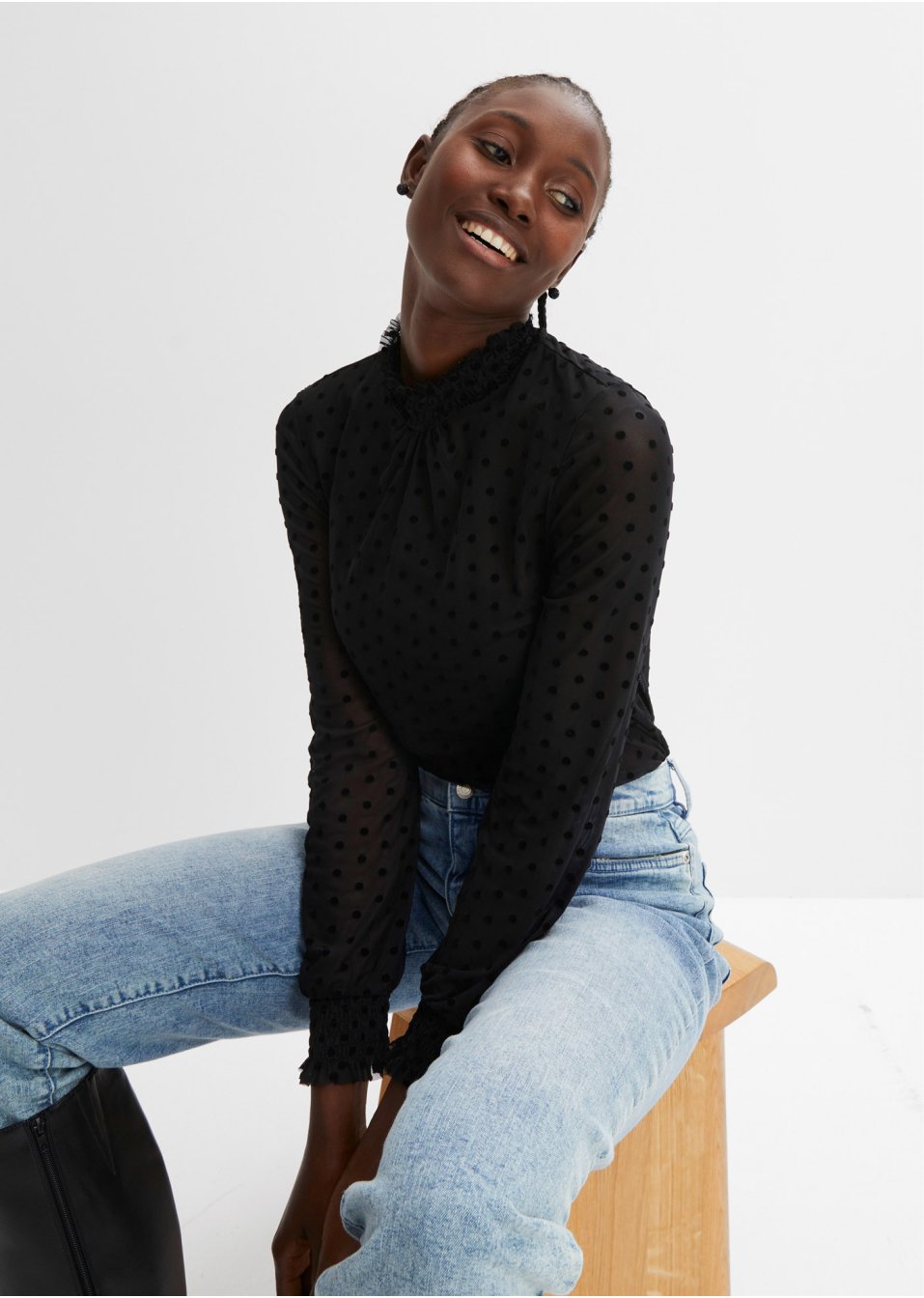 T-shirt en mesh à pois