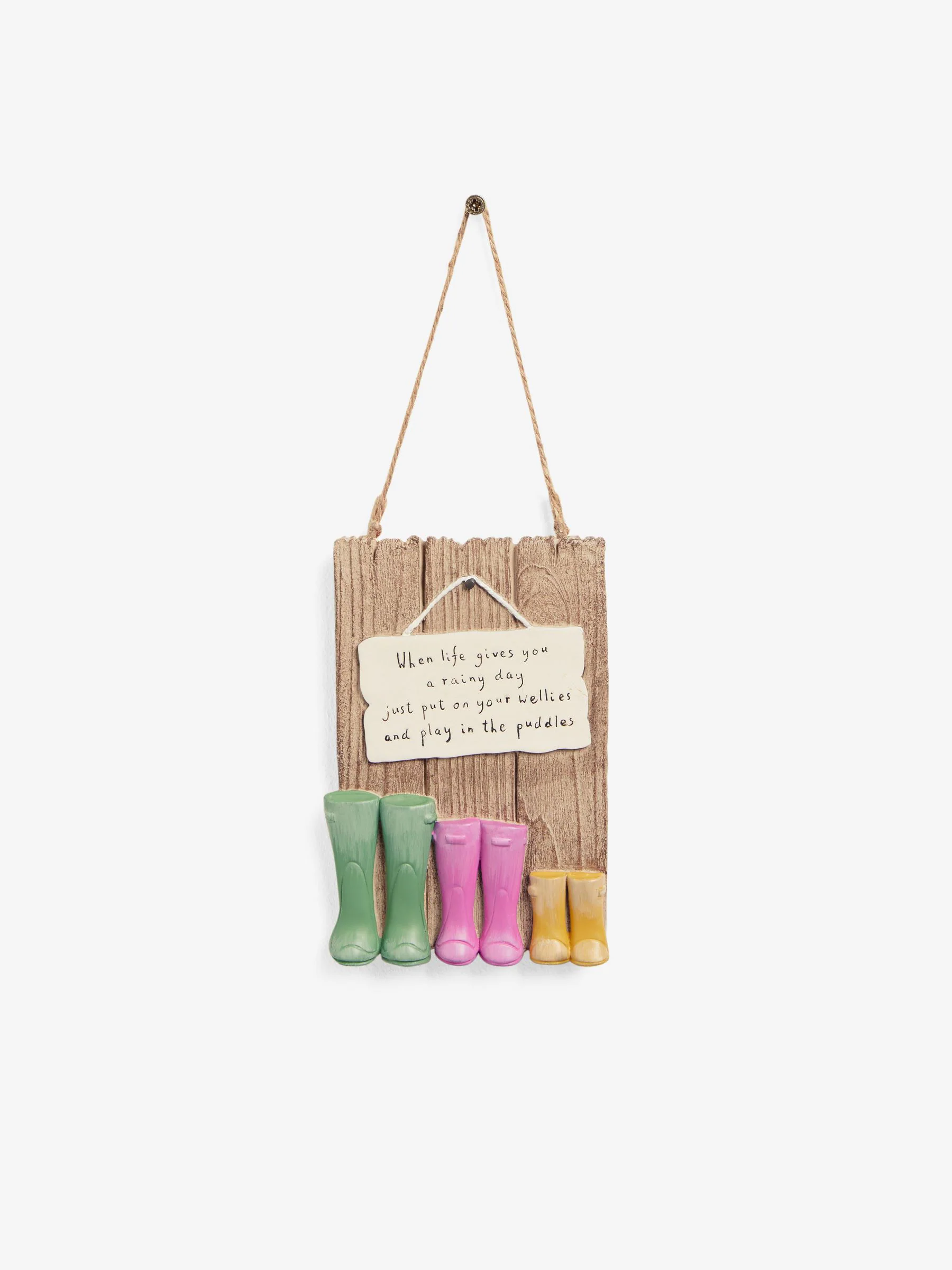 Hangdecoratie met regenlaars
