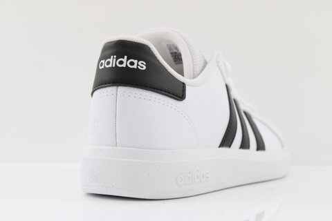 Adidas Sneaker