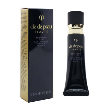 Cle de Peau Radiant Cream Foundation SPF 25 O20 Light Medium Ocher