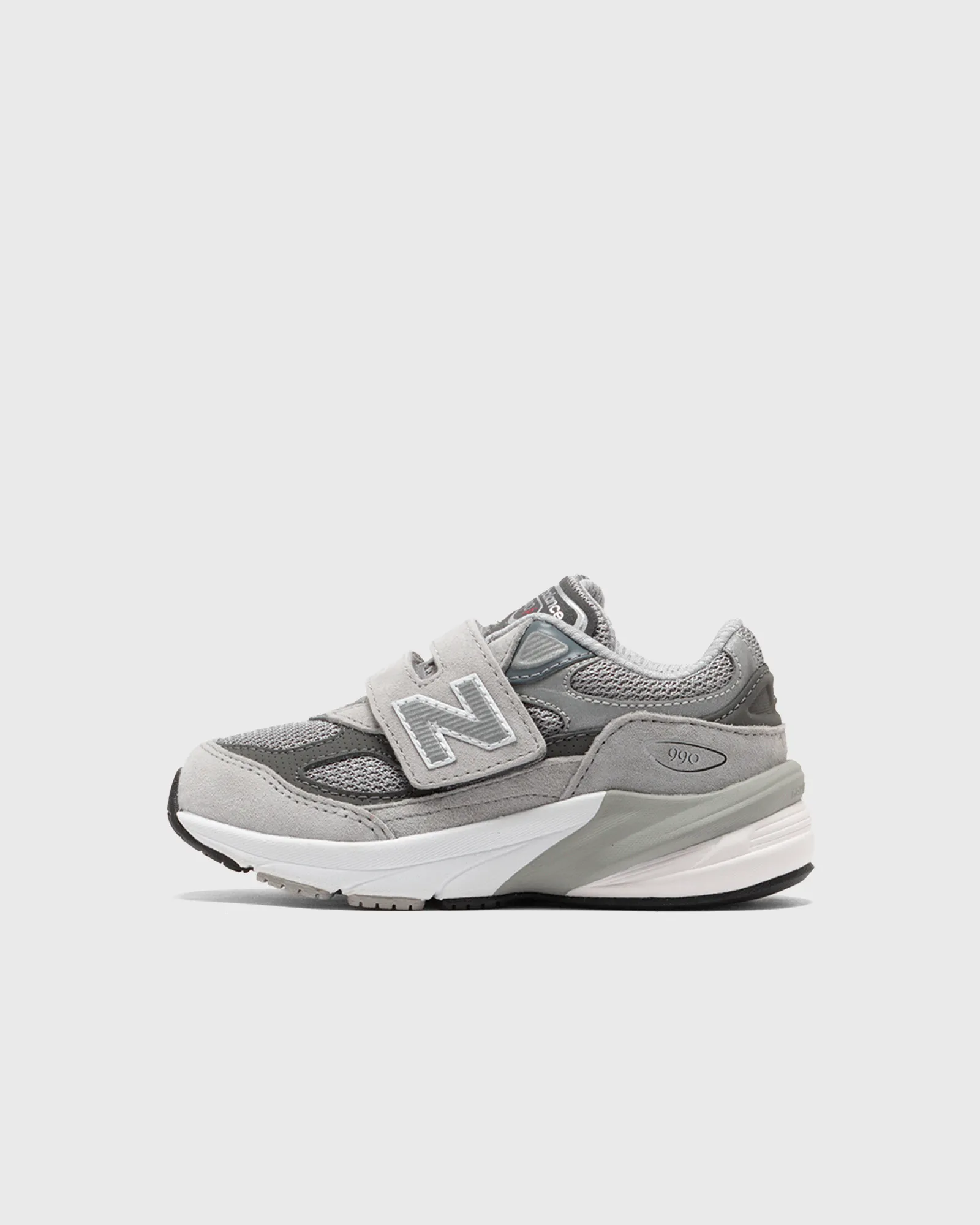 New Balance 990