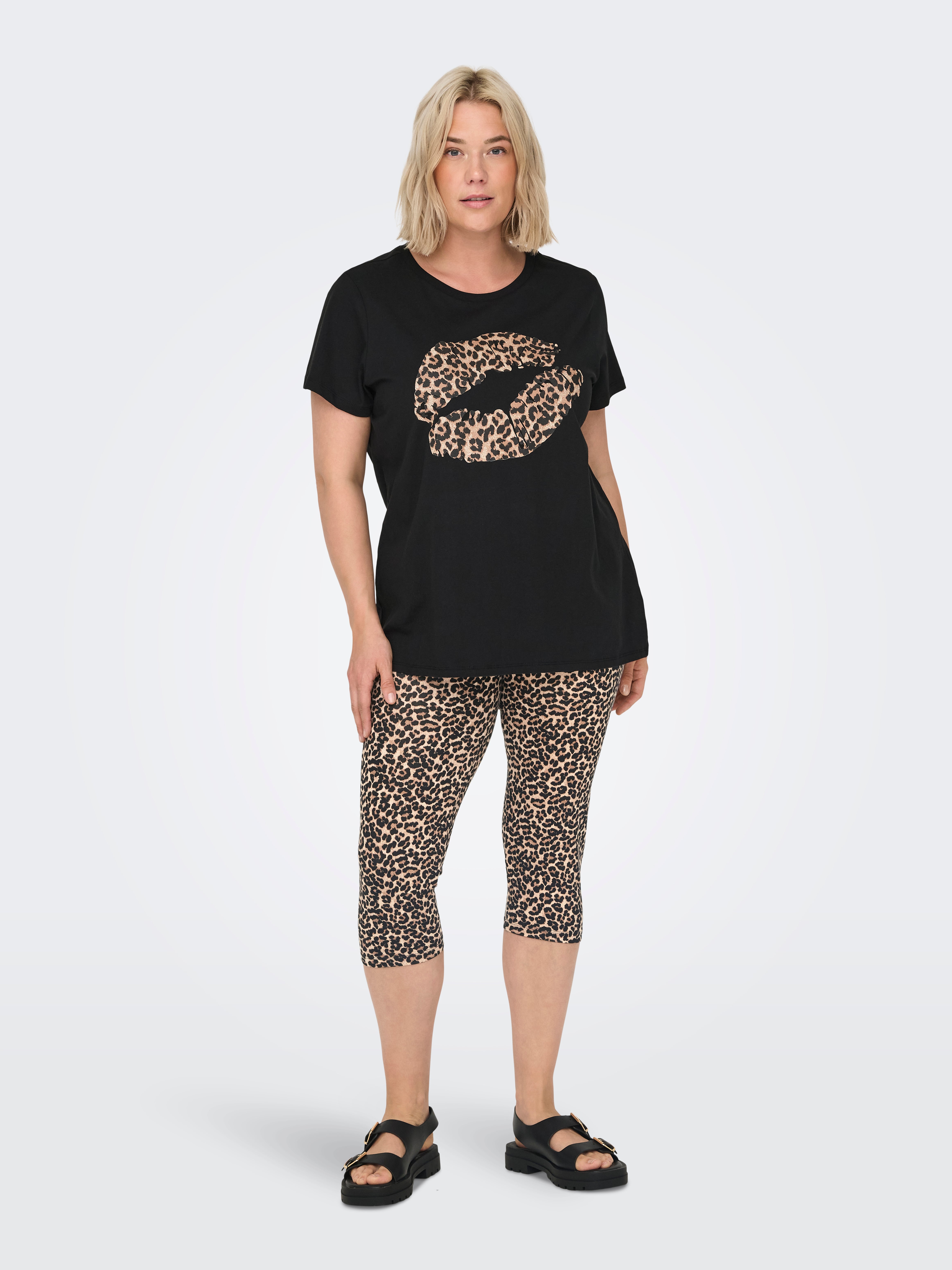 CARTIME Slim Fit Shorts Black