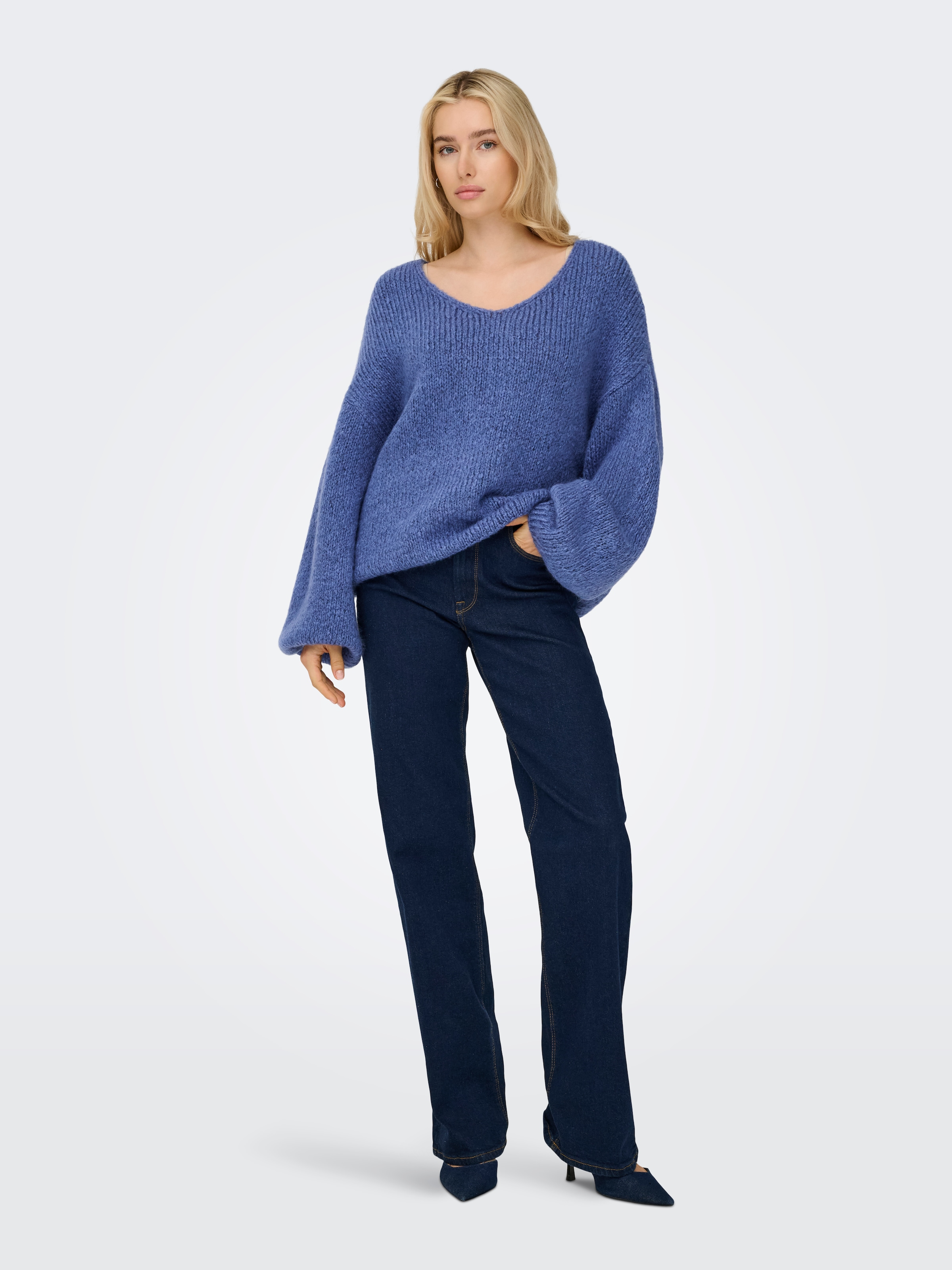 JDY V-Ausschnitt-Pullover »JDYDINEA L/S REVERSIBLE PULLOV. KNT NOOS«, der V-Ausschnitt kann vorn und hinten getragen werden