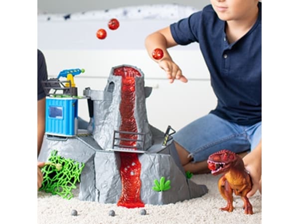 Schleich Volcano Expedition Base Camp
