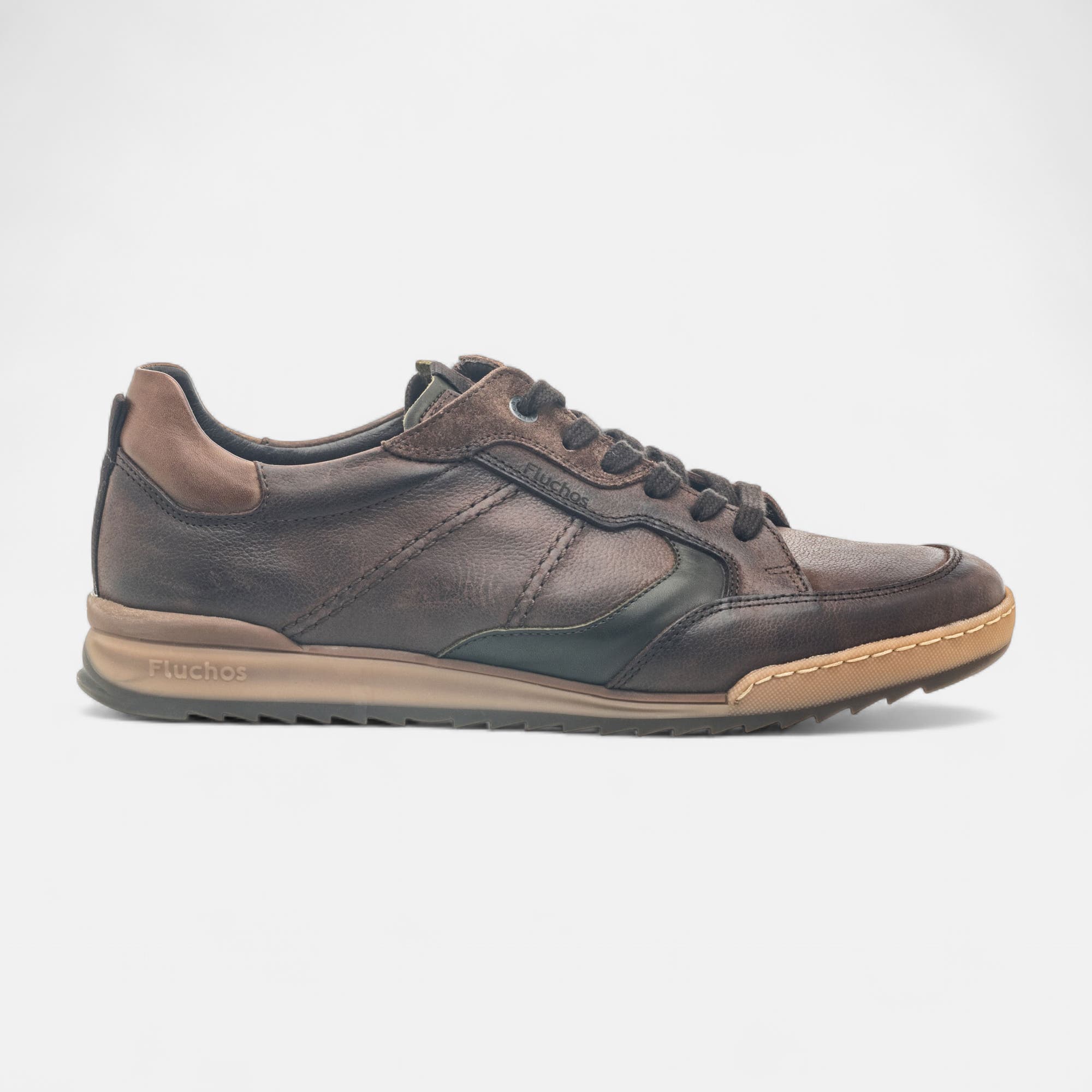 Baskets basses Homme en cuir marron