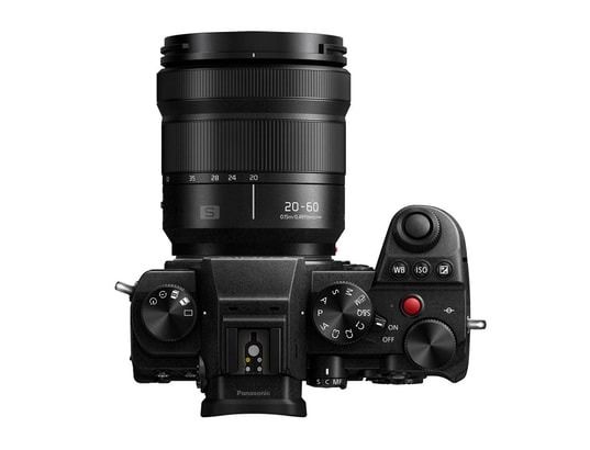 PANASONIC - Lumix s5 + objectif 20-60