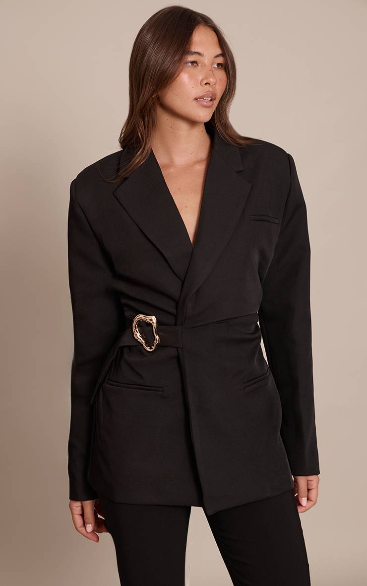 Noir Blazer À Ceinture Avec Détails Ornementaux