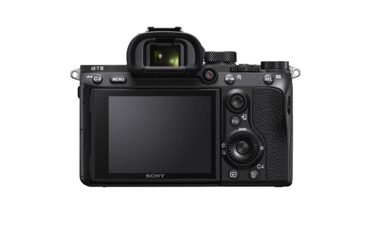 Fotokamera Alpha 7 III Kit 28-70<br>Systemkamera mit voller Kontrolle über den Kreationsprozess