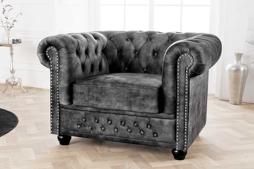 Barocker Sessel CHESTERFIELD grau Samt Federkern mit Knopfheftung