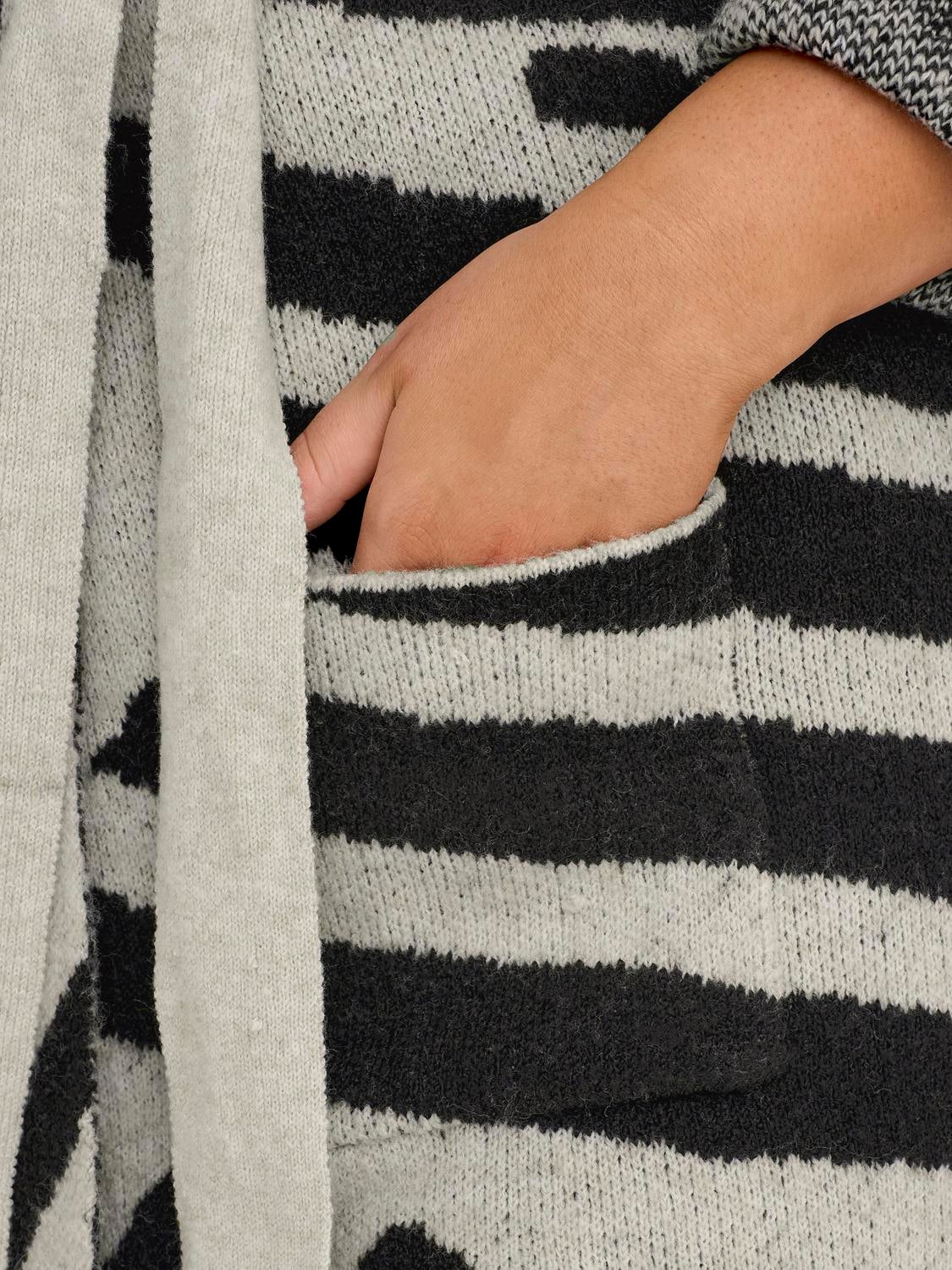 CARGEORGINA Strickjacke Oatmeal
