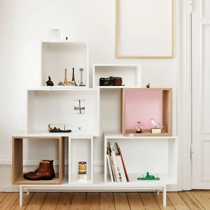 Muuto - Stacked System Regalmodul mit Rückwand, medium / weiss