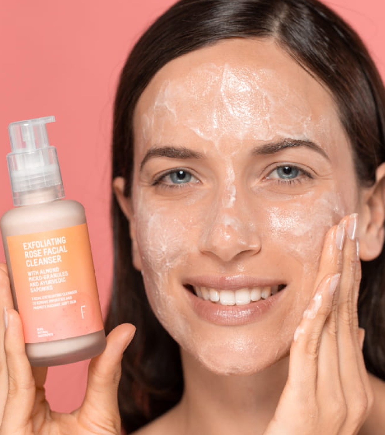 Freshly Cosmetics - Limpador facial esfoliante rosa