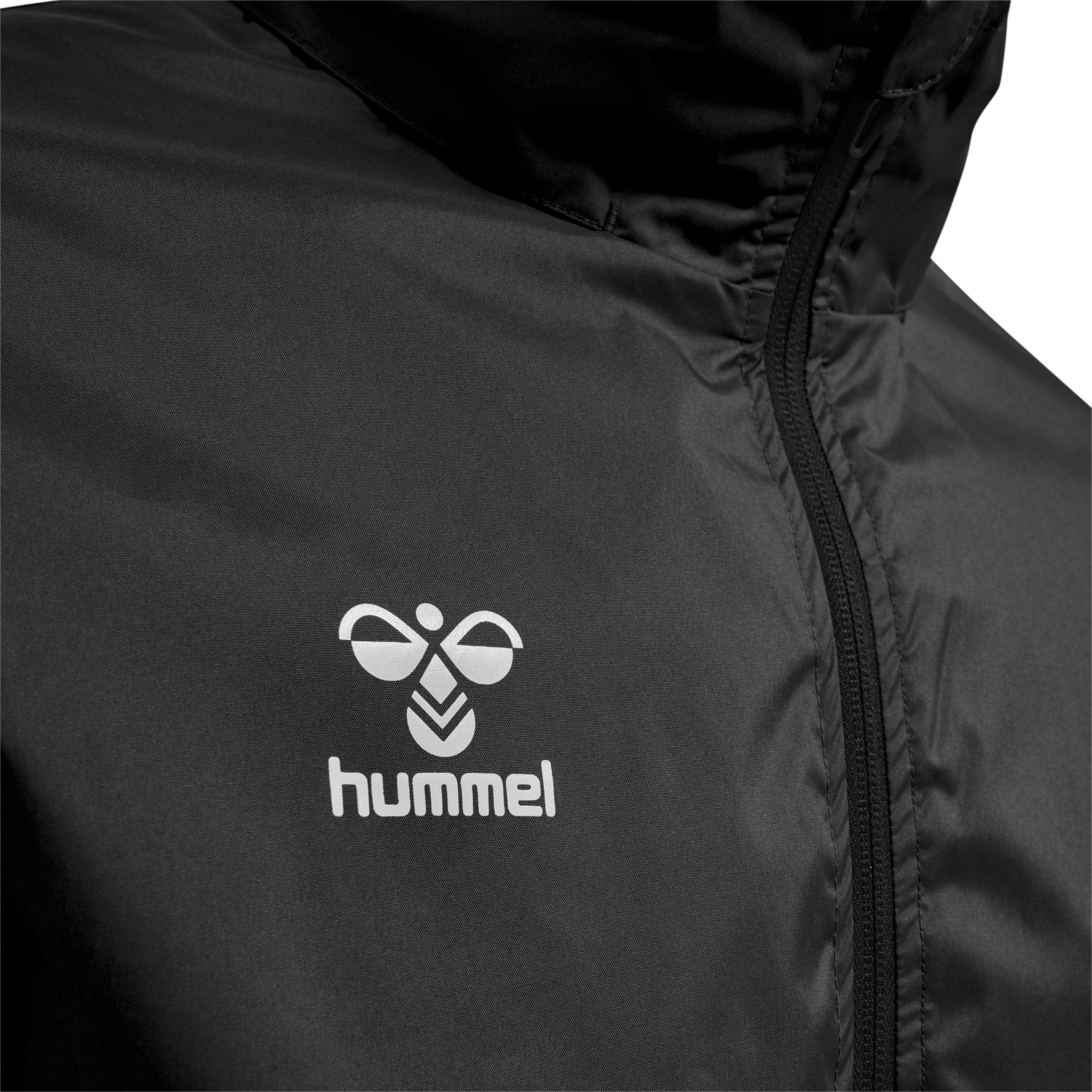 hmlCORE XK SPRAY JACKET
