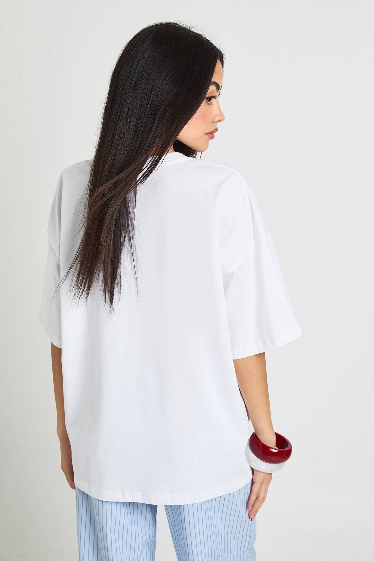 boohoo T-shirt Oversize Imprimé Margarita Épicée Devant
