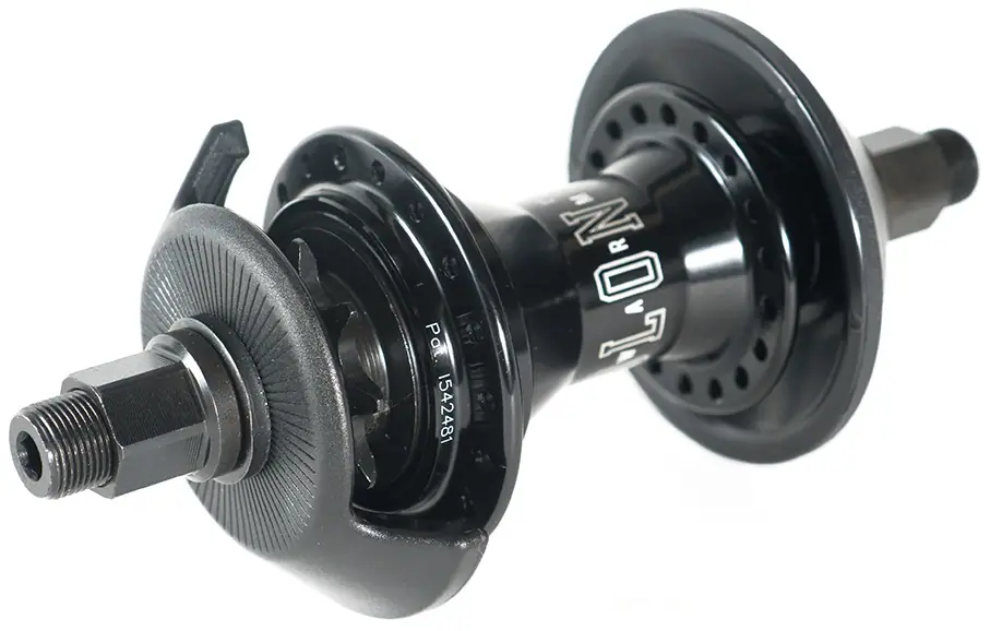 Colony Swarm Planetary Freecoaster Male Nav | SkatePro