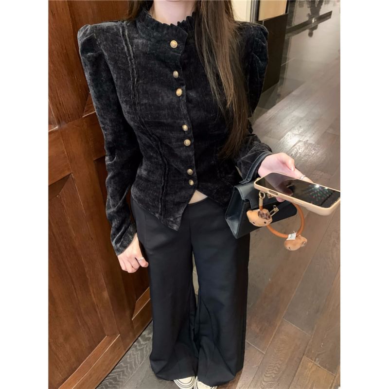 Faiar - Fluwelen blouse met pofmouwen en hoge hals en knoopjes