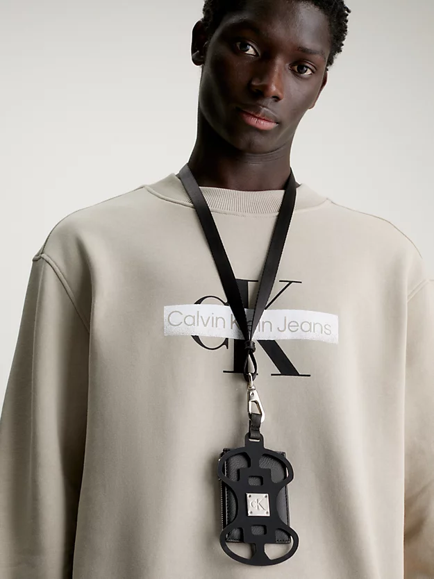 Cordão para celular e carteira em caixa de presente