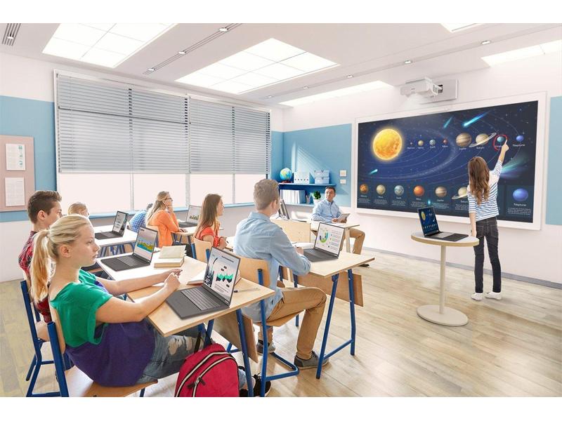 Epson Ultrakurzdistanzprojektor EB-770Fi 4100 Lumen Ultrakurzdistanzprojektor mit Full-HD-Auflösung