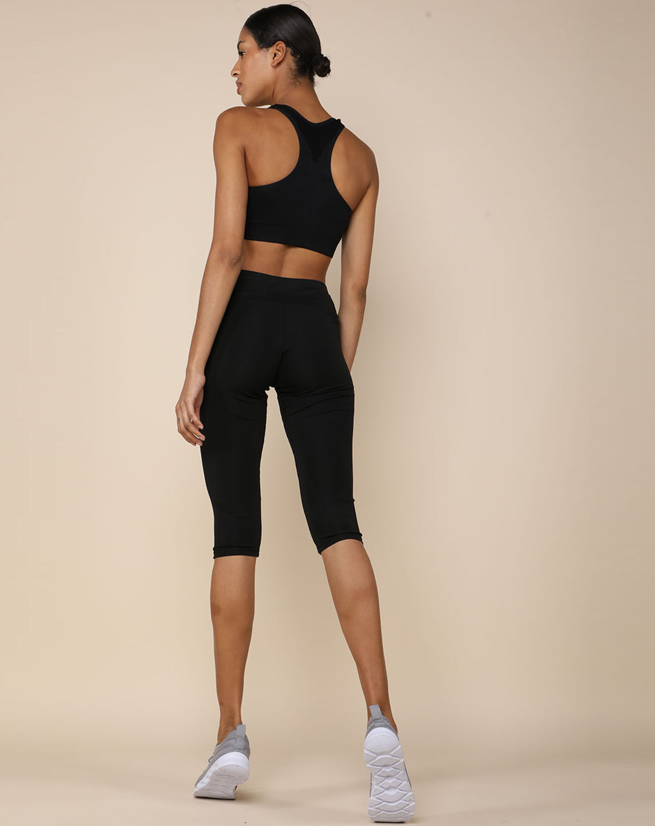 Onamaste Legging de training coupe compressive noir
