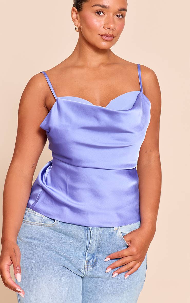Bleu Top Shape En Satin À Col Bénitier Avec Empiècements En Mousseline