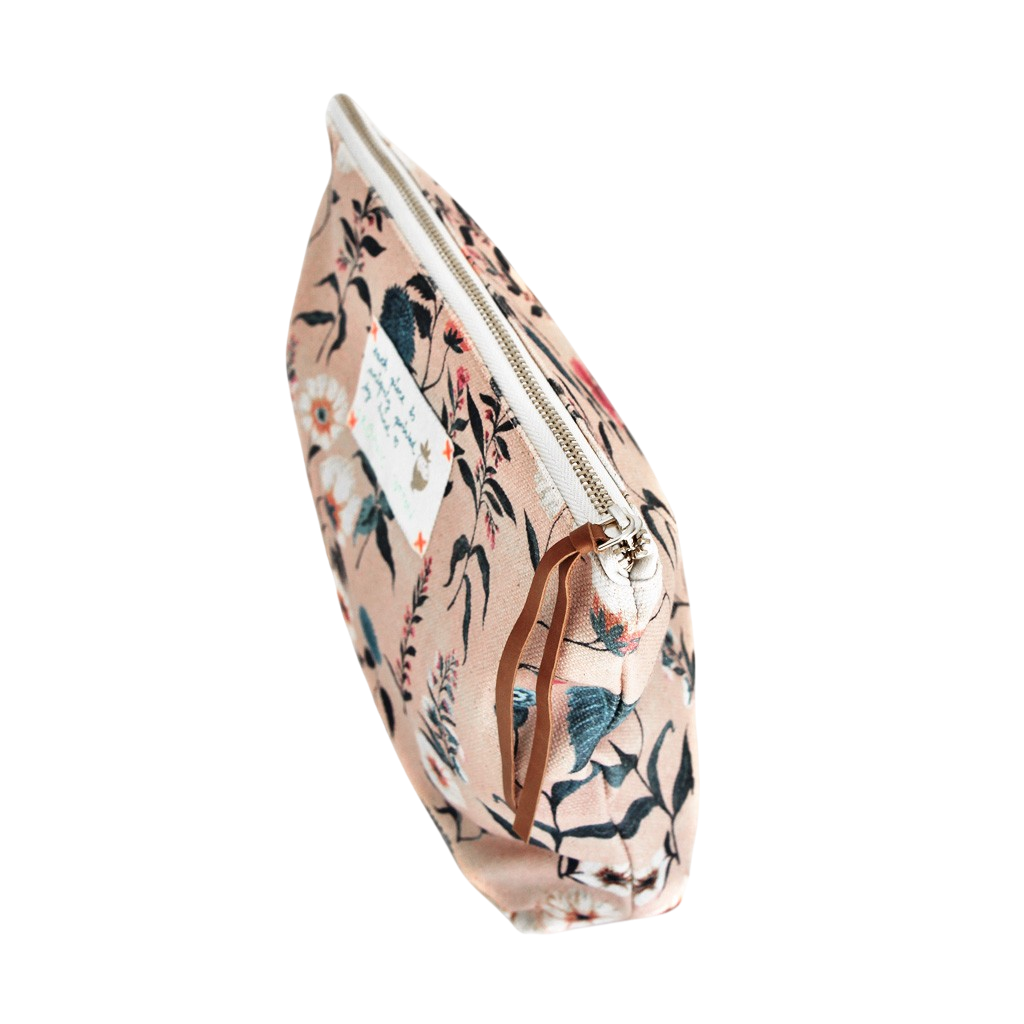 Pouch 