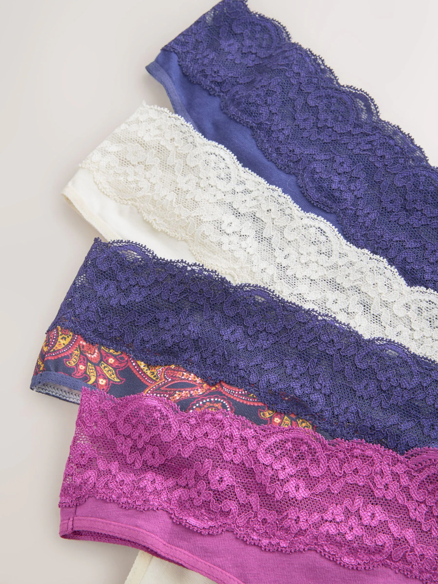 Marineblauw met paisleymotief - Katoenen kanten slipjes 4 stuks