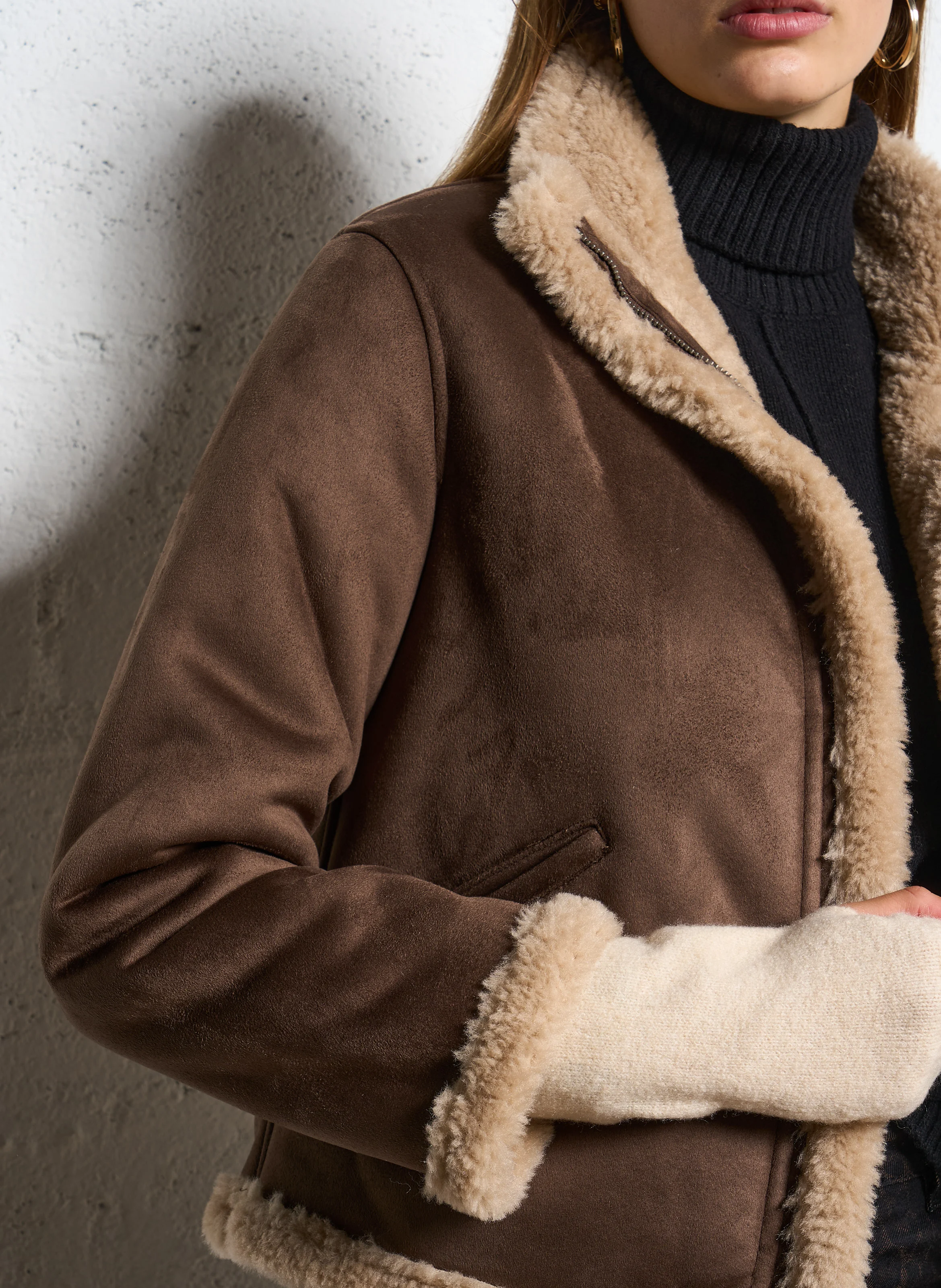 MARTINA - Veste droite en fourrure synthétique | Marron