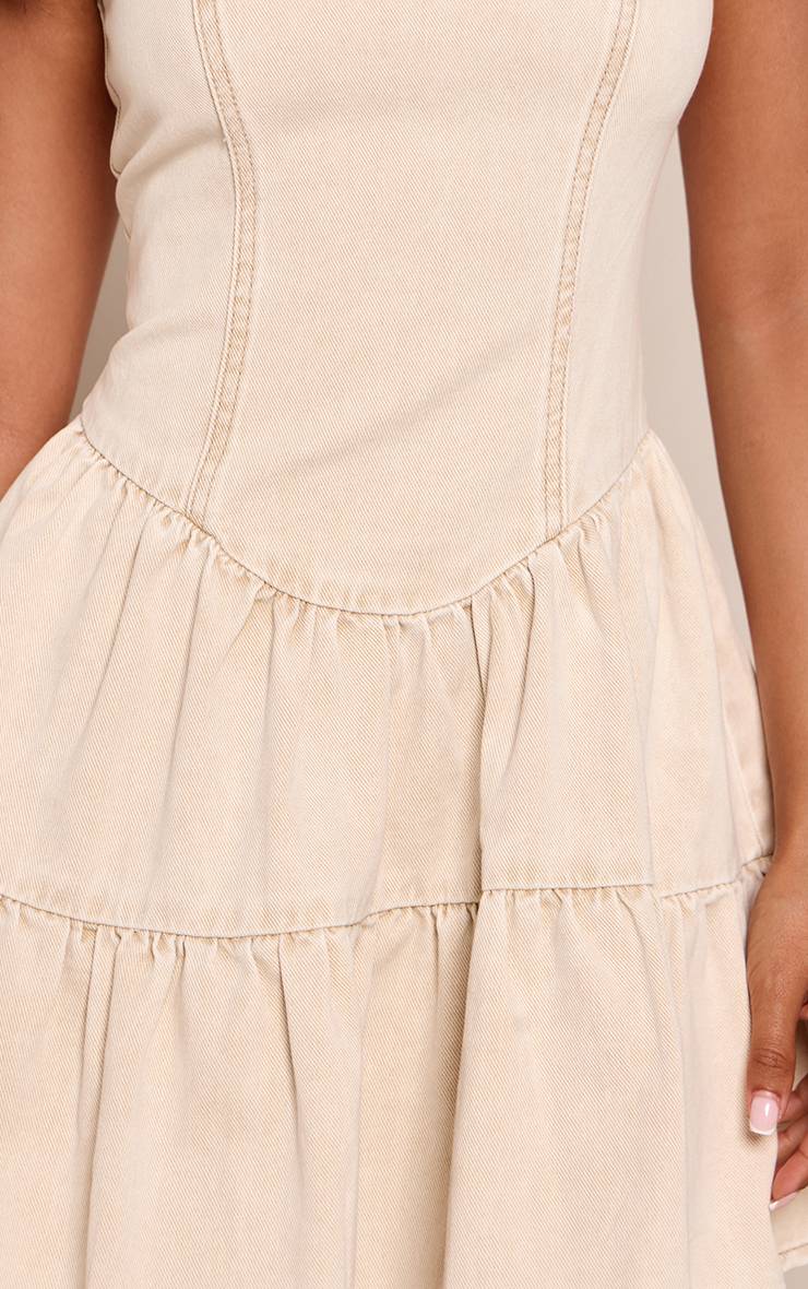Gris Pierre Robe Courte En Denim Fluide À Encolure Carrée Avec Surpiqûres Contrastées Et Boutonnage Devant Petite
