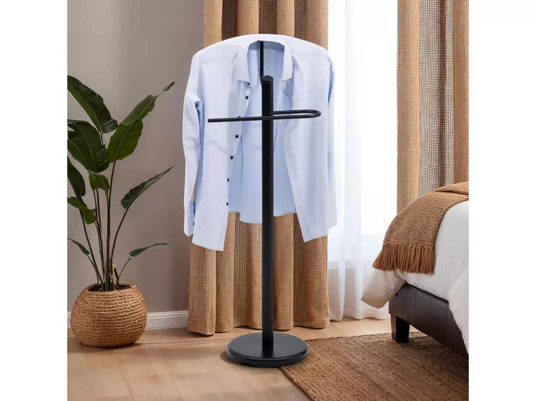 Valet de chambre ASMO, portant à vêtement avec structure en métal laqué noir