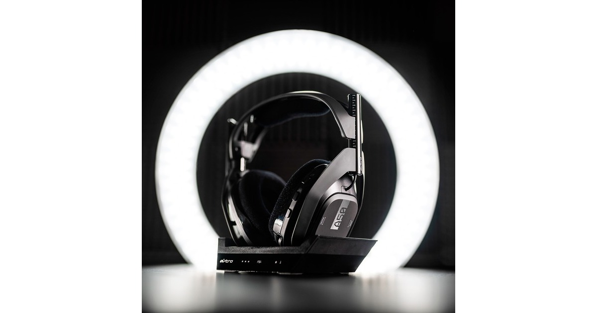ASTRO GamingA50 Wireless headset (2019) + Basis Station over-ear gaming headset  (Zwart/zilver, Pc, Mac, PlayStation 4)