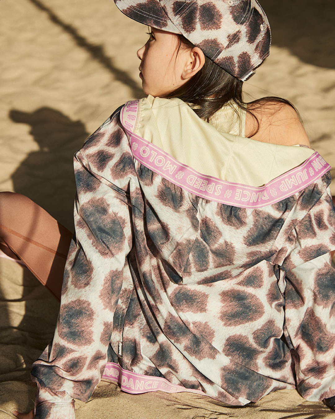 Ophelia - Giraffe