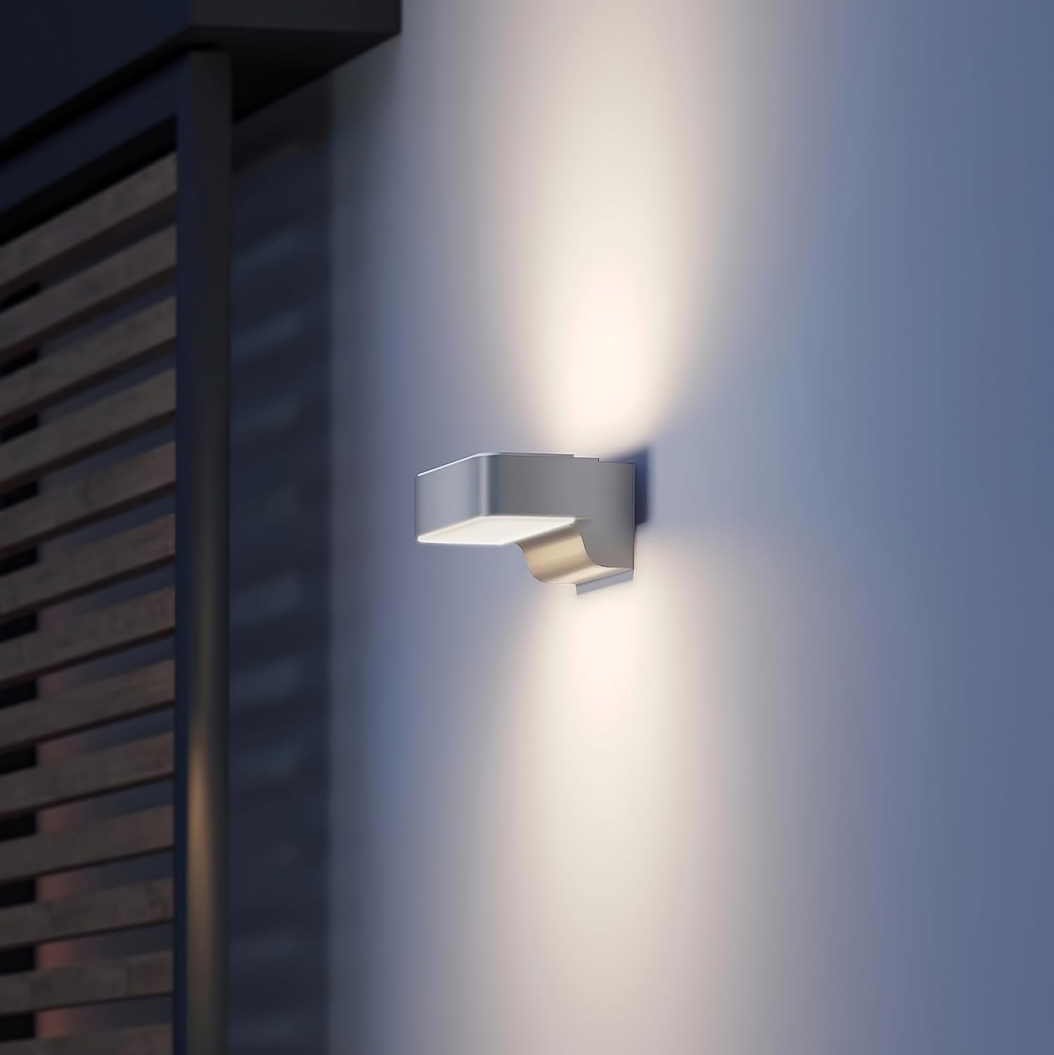 Steinel Außenleuchte L 810 SC Silber, smartes LED Up- und Downlight, Bewegungsmelder, vernetzbar, per App bedienbar