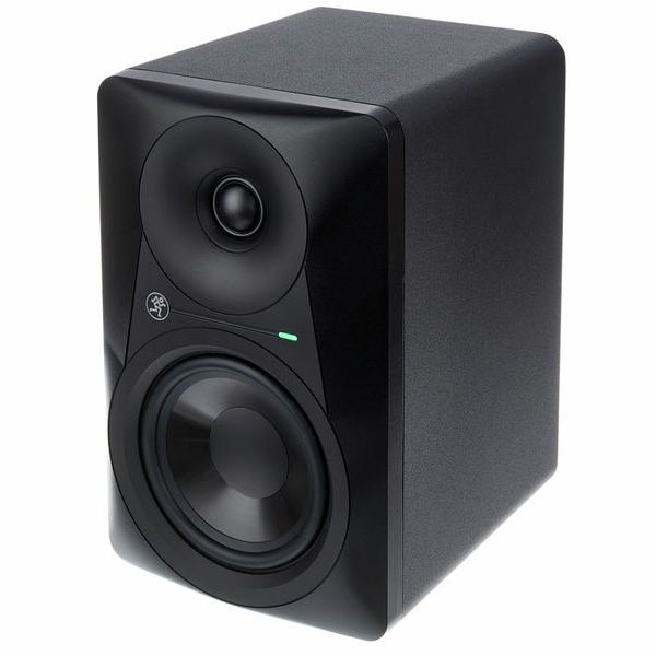 Mackie MR524