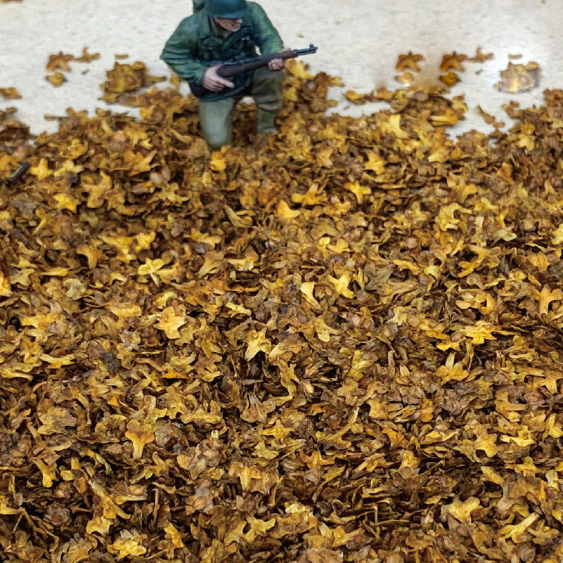 (10g) Miniatur Herbstlaub Mini Blätter Deko Bastel Zubehör für Kreative DIY Projekte - Braun