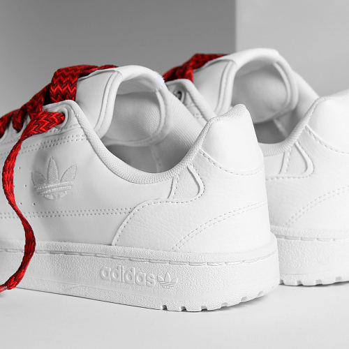 Baskets NY 90 Cloud White Core Black x Superlaced Gros Lacet Rouge