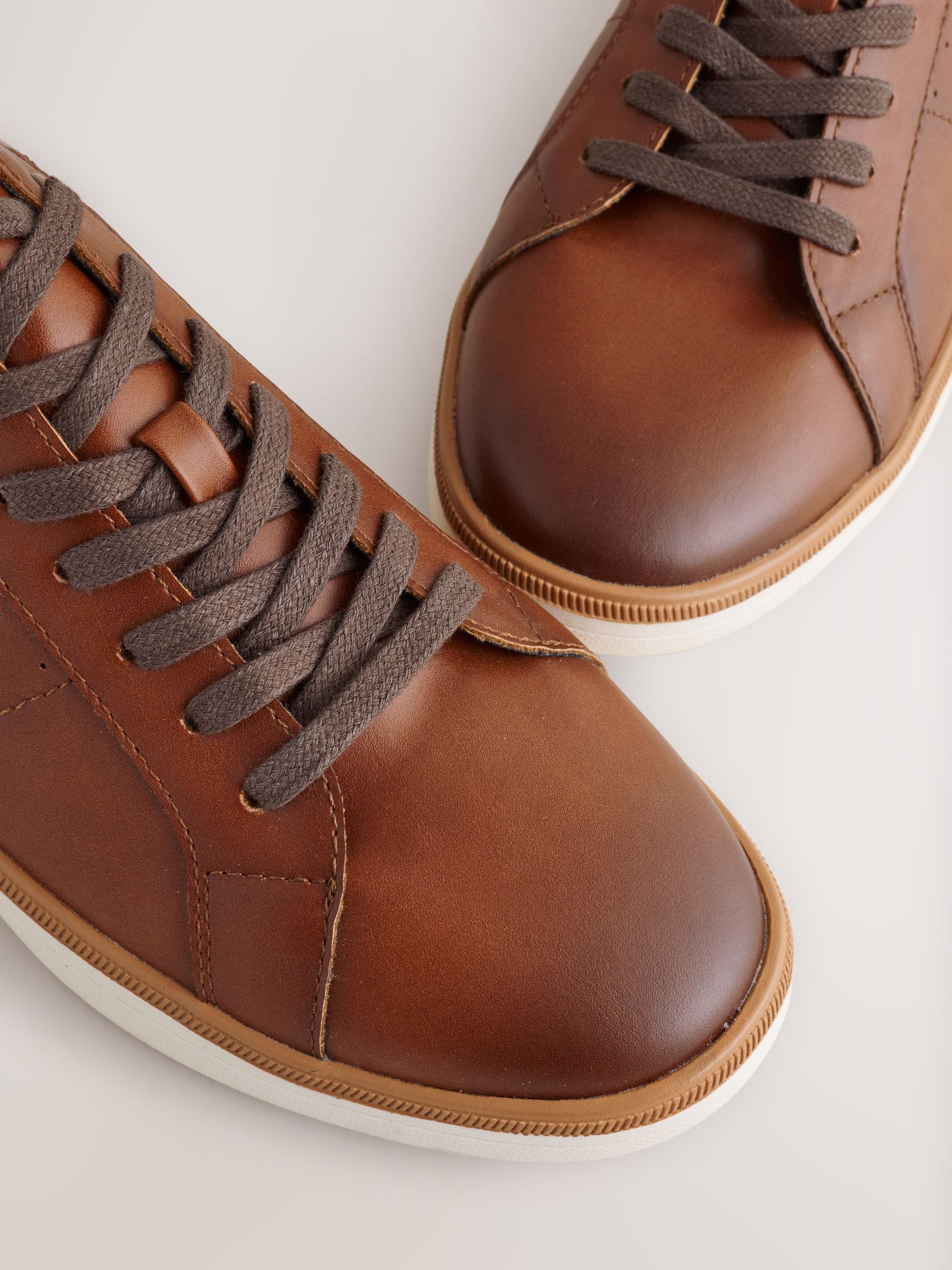 Lichtbruin - Wedged Smart Casual Longline Trainers
